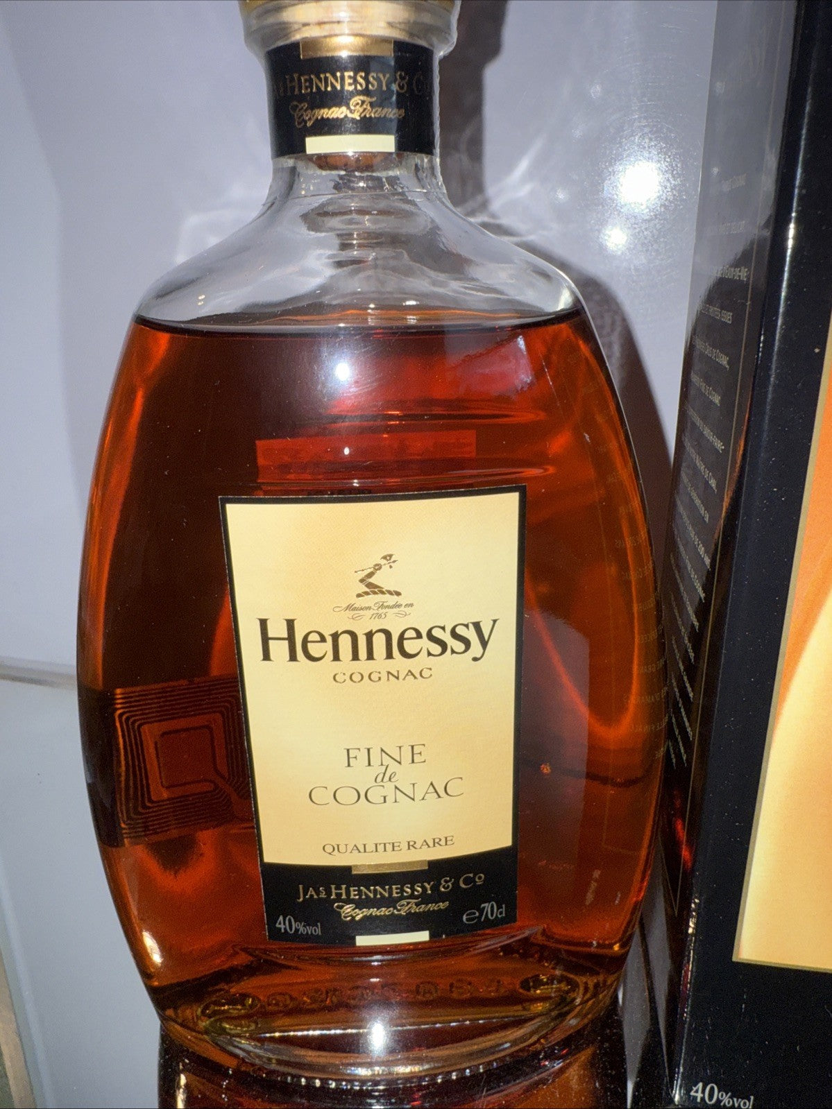 Hennessy Fine De Cognac "Qualite Rare" 70cl 40%abv
