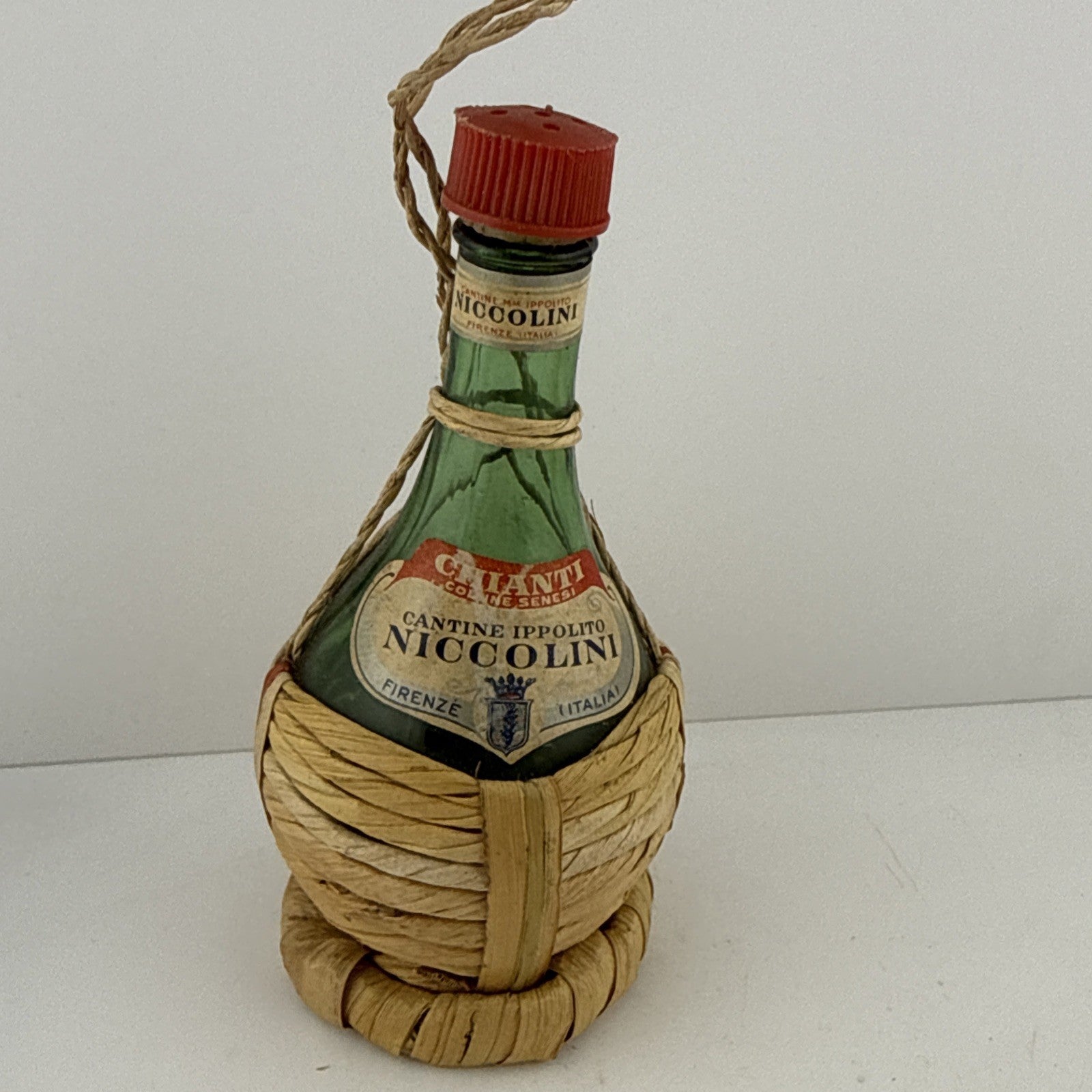 Cantine Ippolito Niccolini Chianti – wicker bottle (EMPTY miniature)