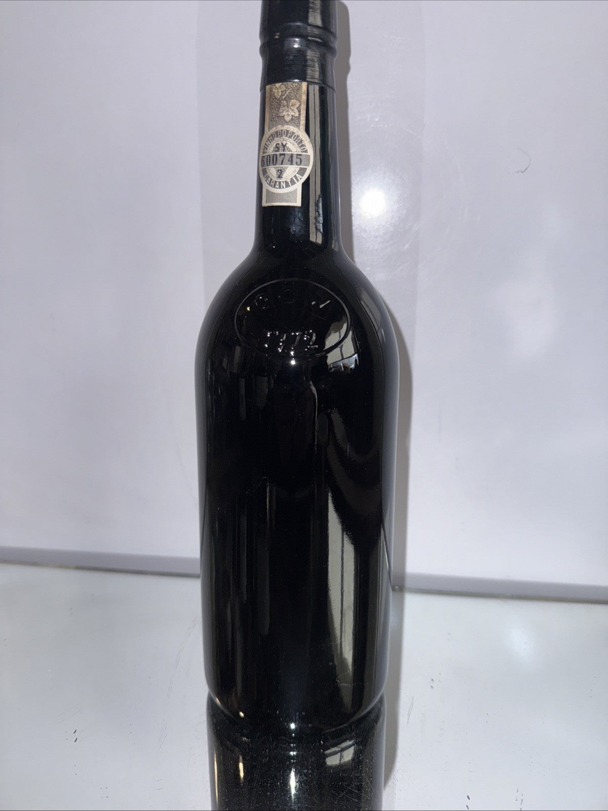 Dow's 1972 Vintage Port  Good  Condition No Label