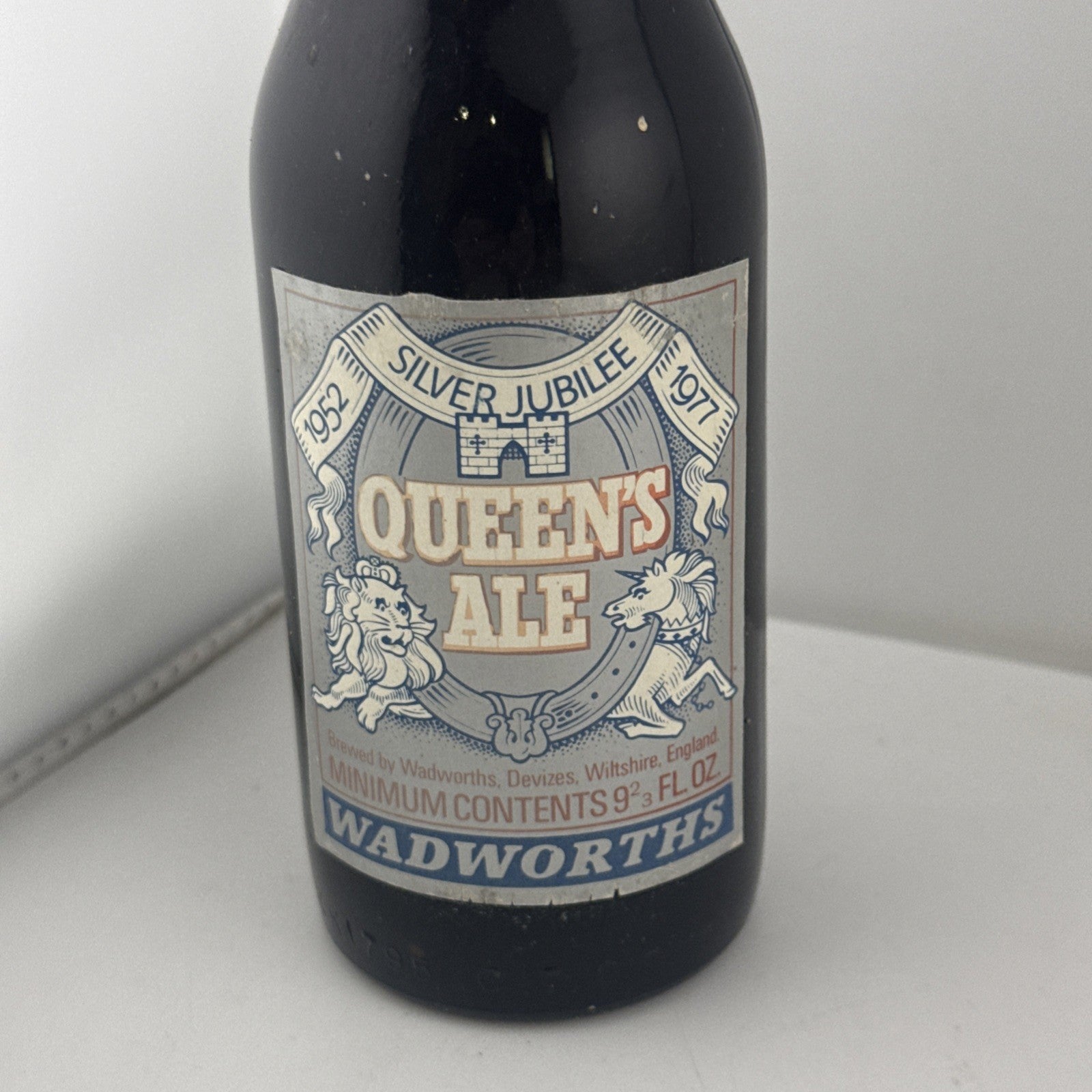 “1977 Silver Jubilee Queen’s Ale Wadworth 275ml Full Bottle Vintage Beer”