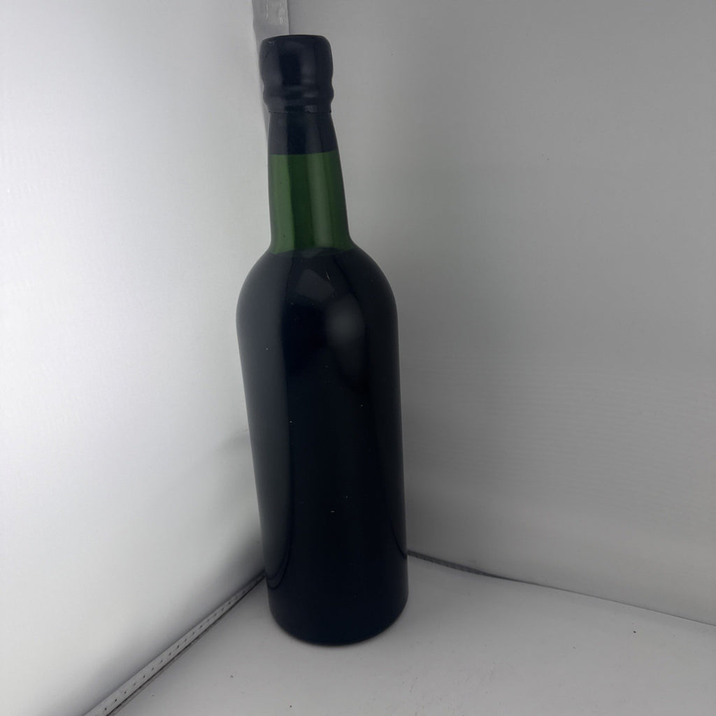 Sandeman 1963 Vintage Port (Good Fill) No Label Perfect Seal