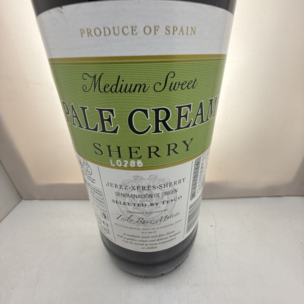 Tesco Pale Cream Sherry — Zoilo Ruiz-Mateos. Jerez Spain. 75cl 17.5%.