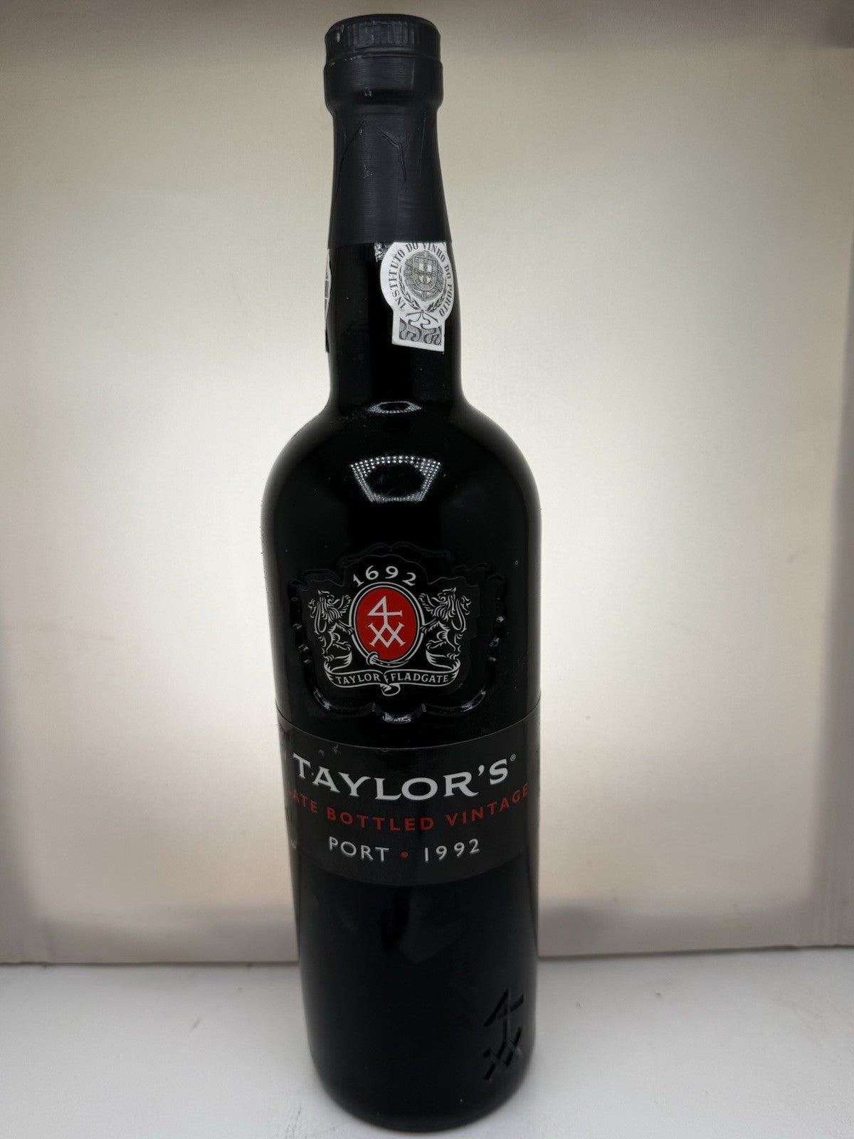 Taylor’s Late Bottled Vintage Port 1992 Bottles 1996