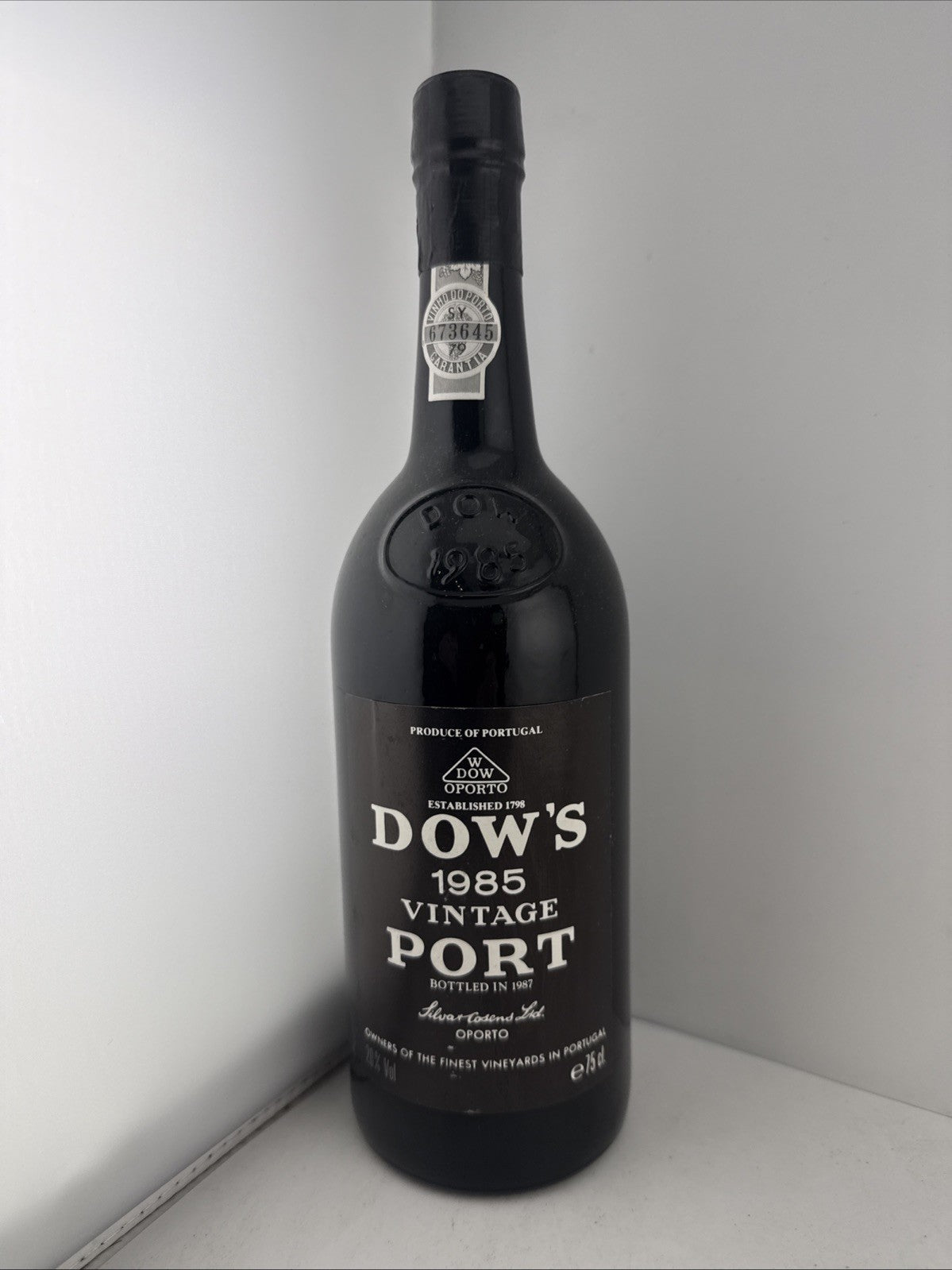 Dow's  1985 Vintage Port Bottled 1987 Perfect Condition For 40 Years Old!
