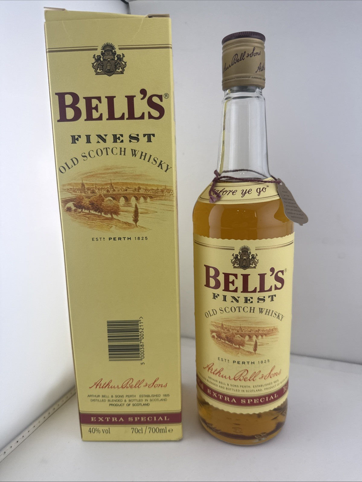 “Vintage Bell’s Finest Extra Special Scotch Whisky 70cl Boxed” Late 90s
