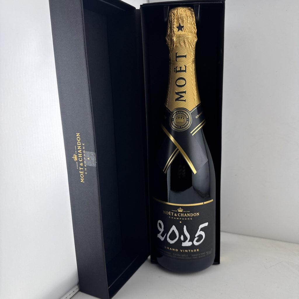 Moët & Chandon Grand Vintage 2015 Extra Brut Champagne 75cl Boxed