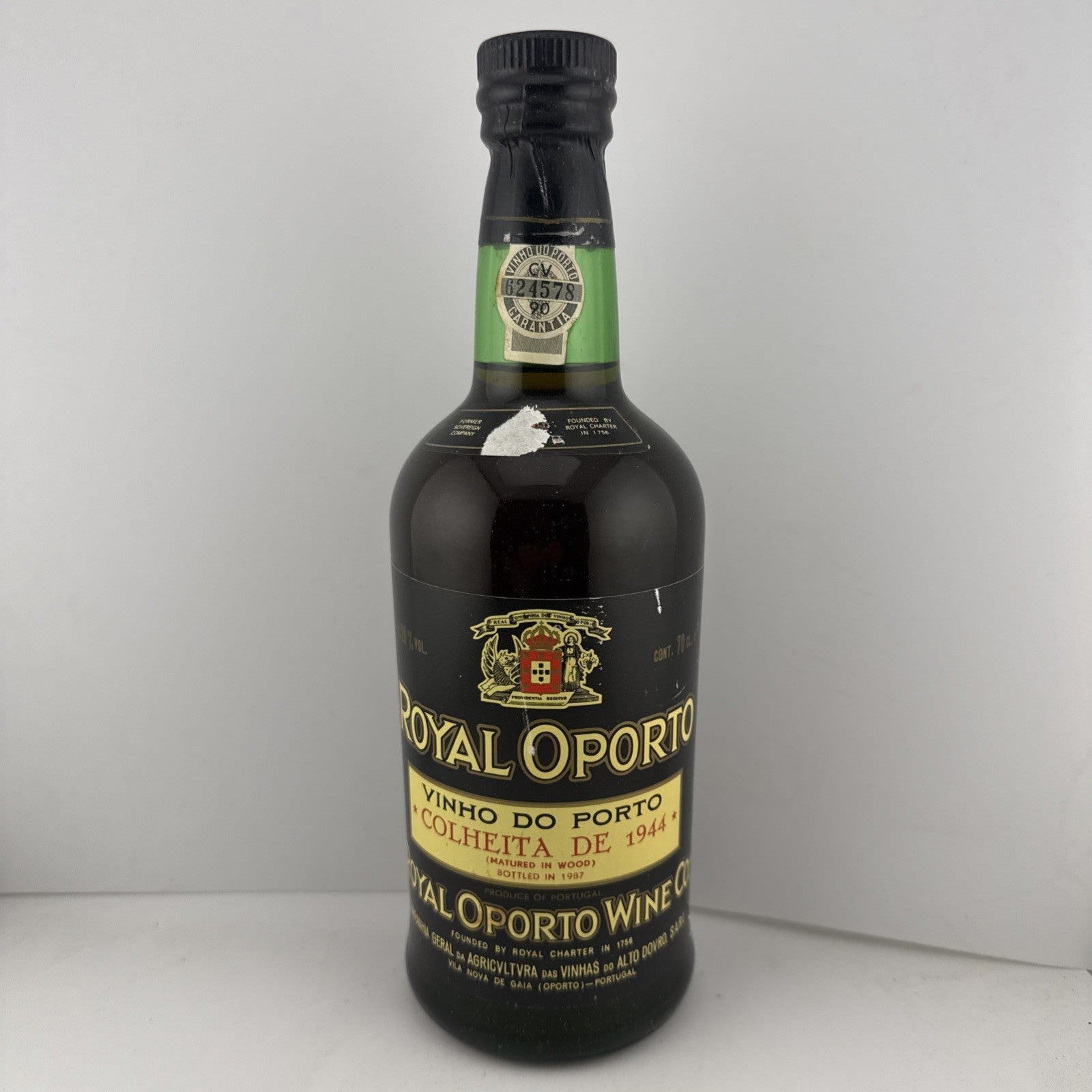 Royal Oporto Colheita Port 1944 Bottled 1987 – 70cl