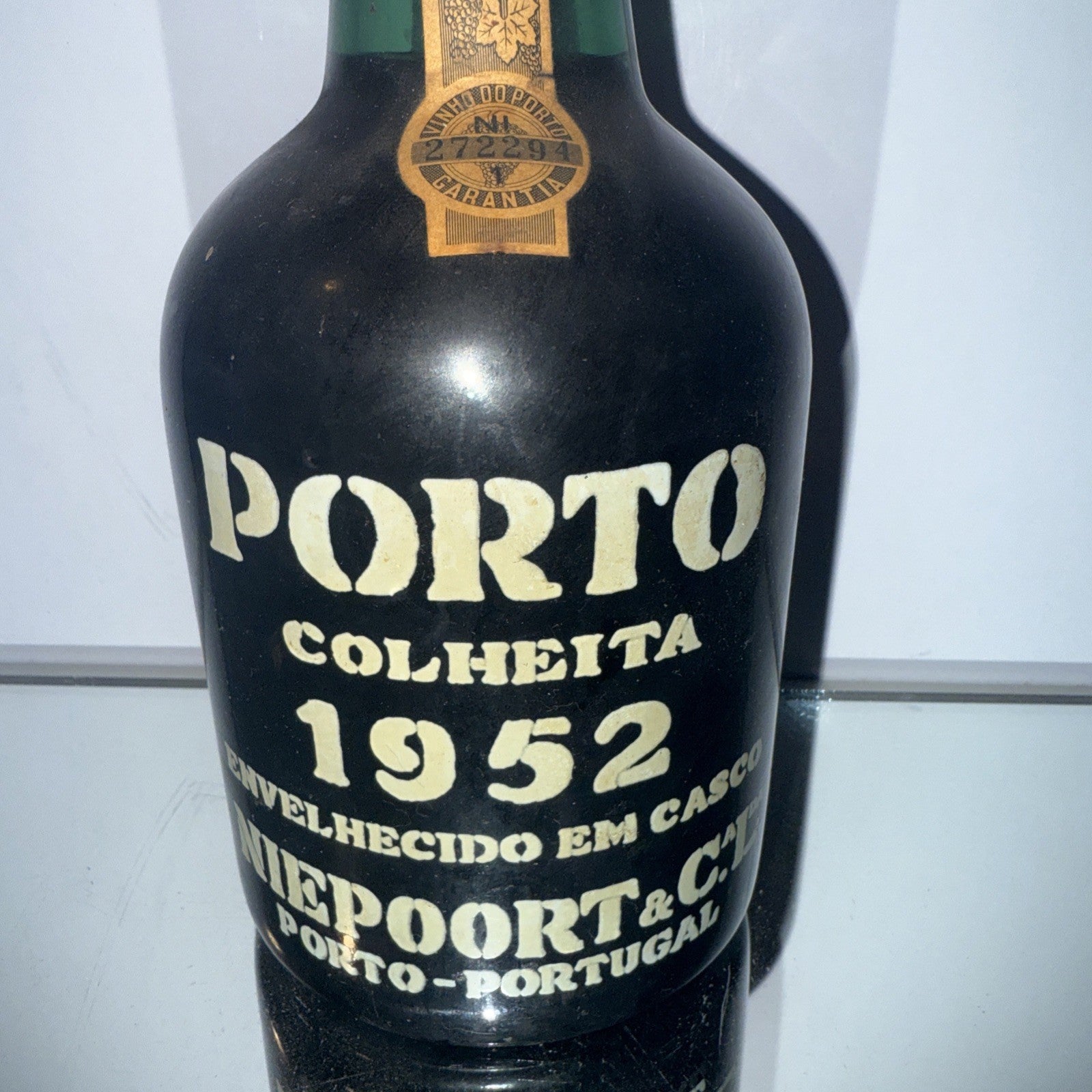 Niepoort 1952 Vintage Port Aged In Oak For 20 Yrs Bottled 1972 Excellent Cond.
