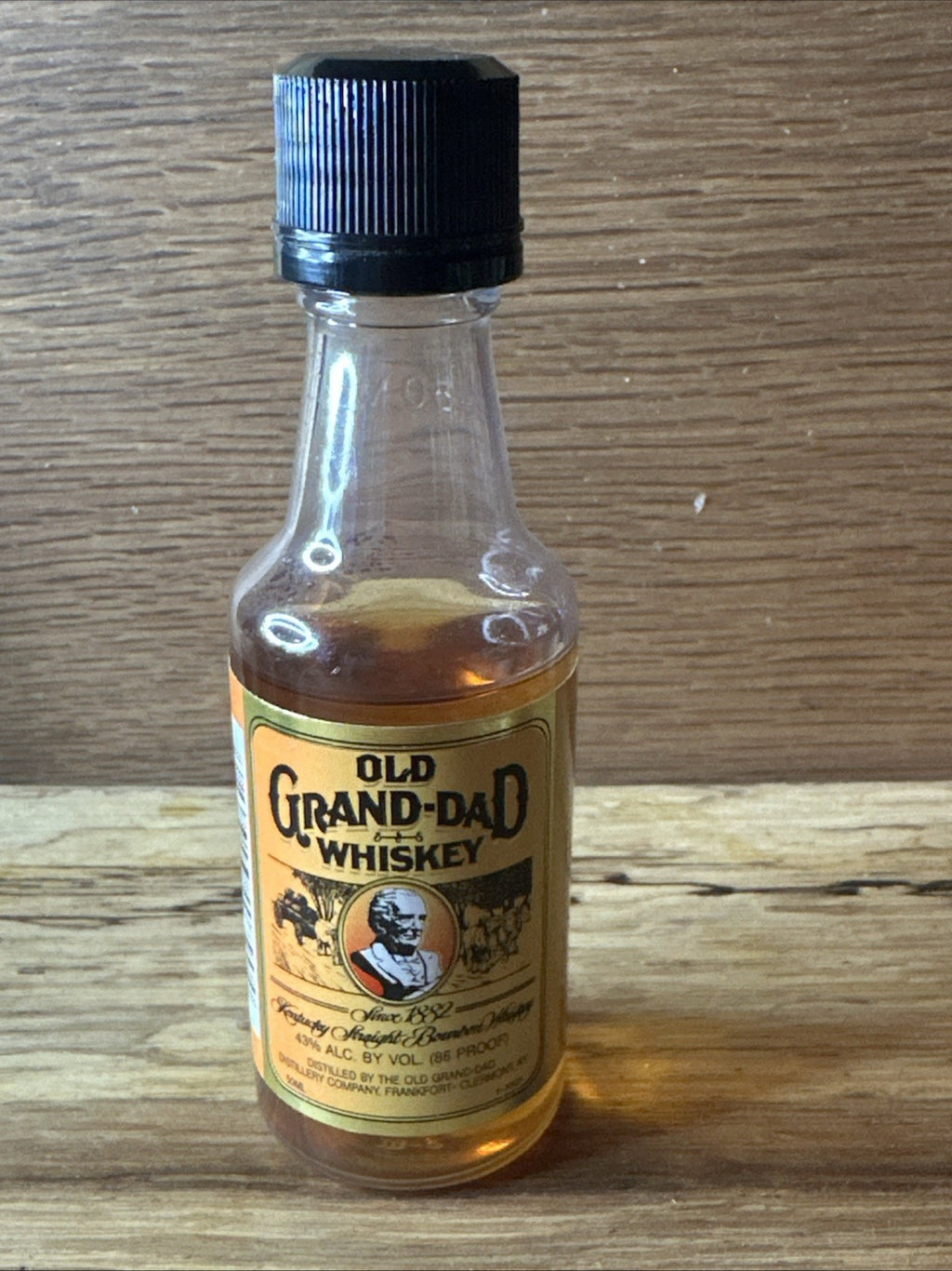 bourbon whiskey Miniature