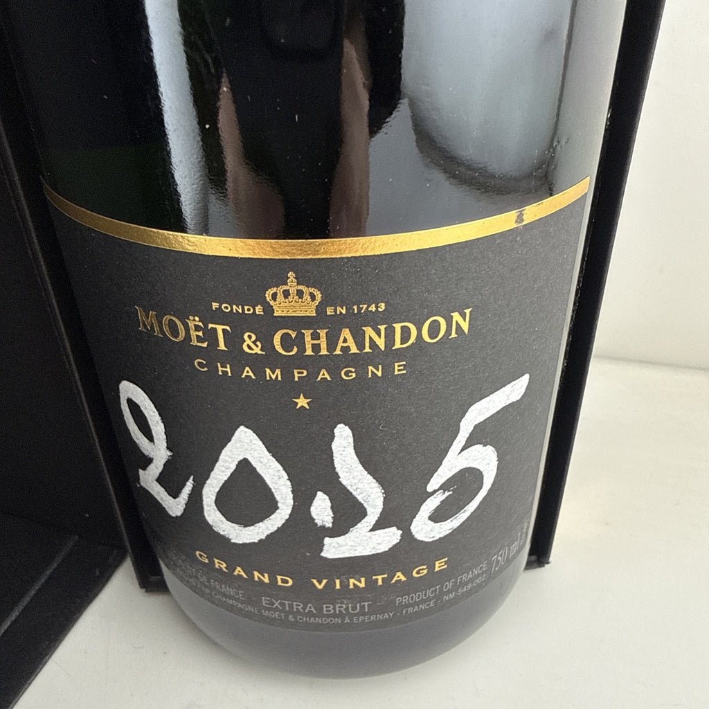 Moët & Chandon Grand Vintage 2015 Extra Brut Champagne 75cl Boxed