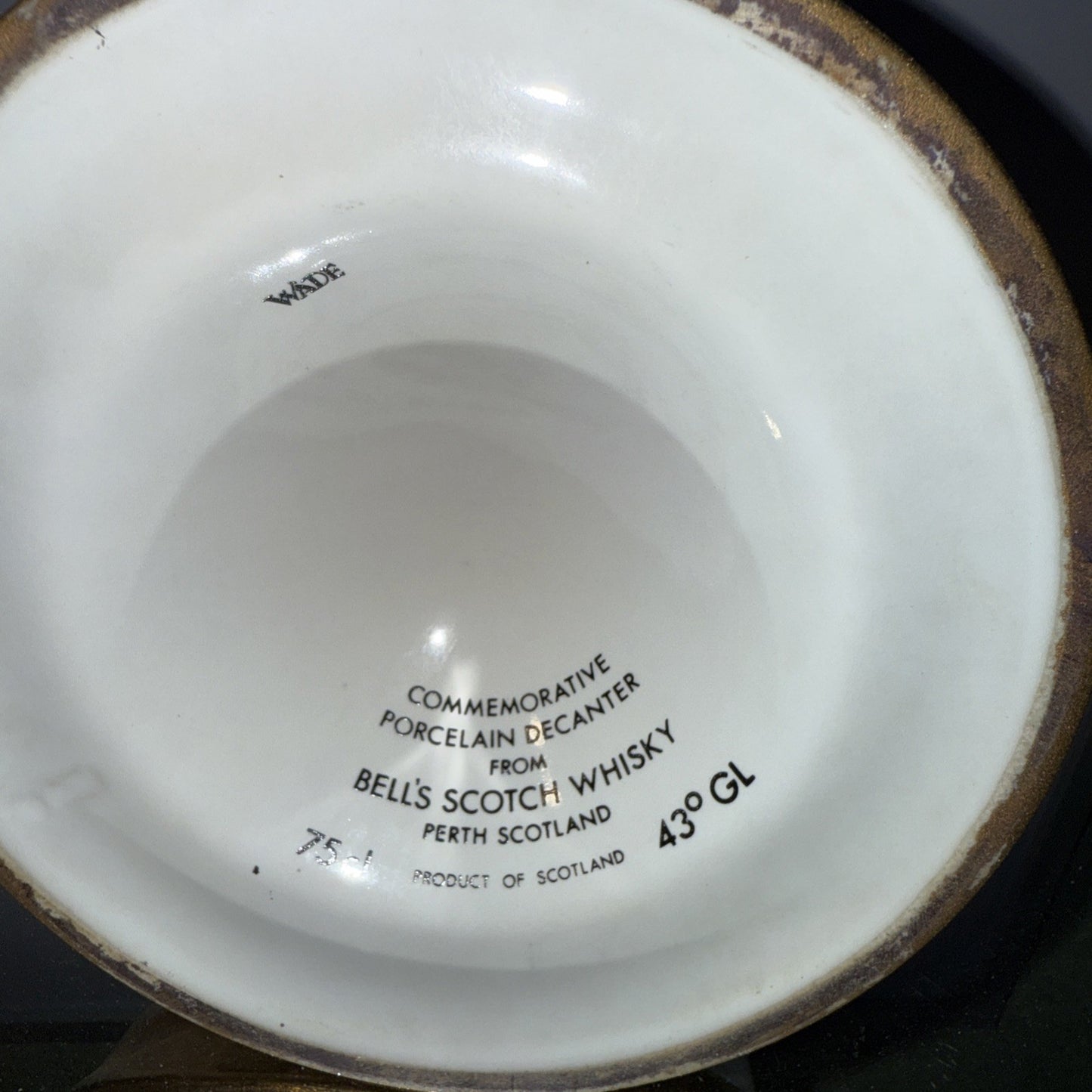 FULL decanter of Bells Whisky 75cl Bottled 1986  royal vintage matured