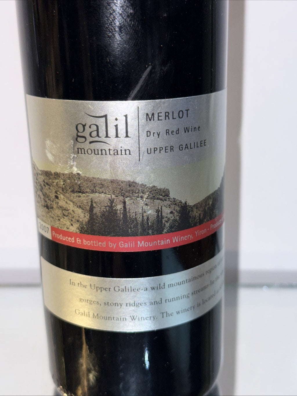 (750 ml) bottle of Galil Mountain Winery Merlot Upper Galilee 2007