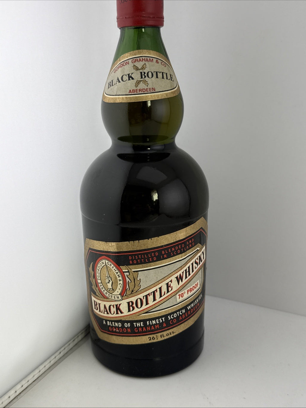Black Bottle Scotch Whisky Gordon Graham Aberdeen 26⅔ fl oz 70 Proof