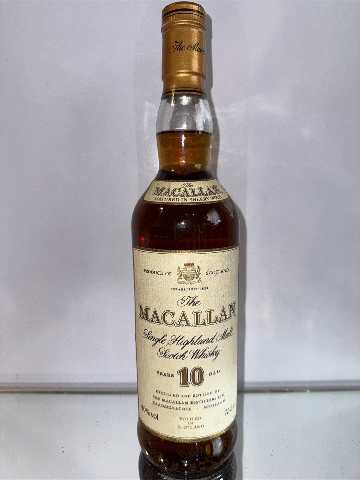 The Macallan 10 year  Single Highland Malt 700ml (estimate Early 1980s Bottling)