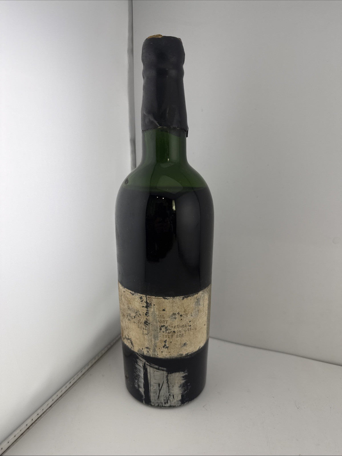 Quinta do Noval 1963 Vintage Port Old Bottle Damaged Label