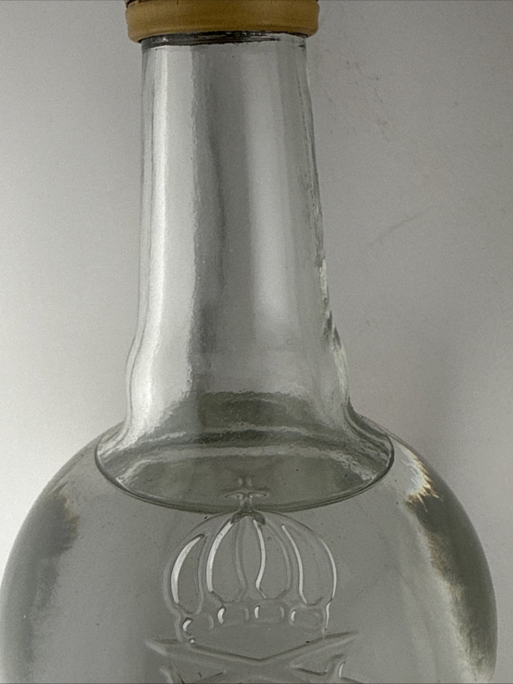 Vladivar Gold Imperial Vodka 1 Litre 57% Vintage High Strength Bottle 1990s