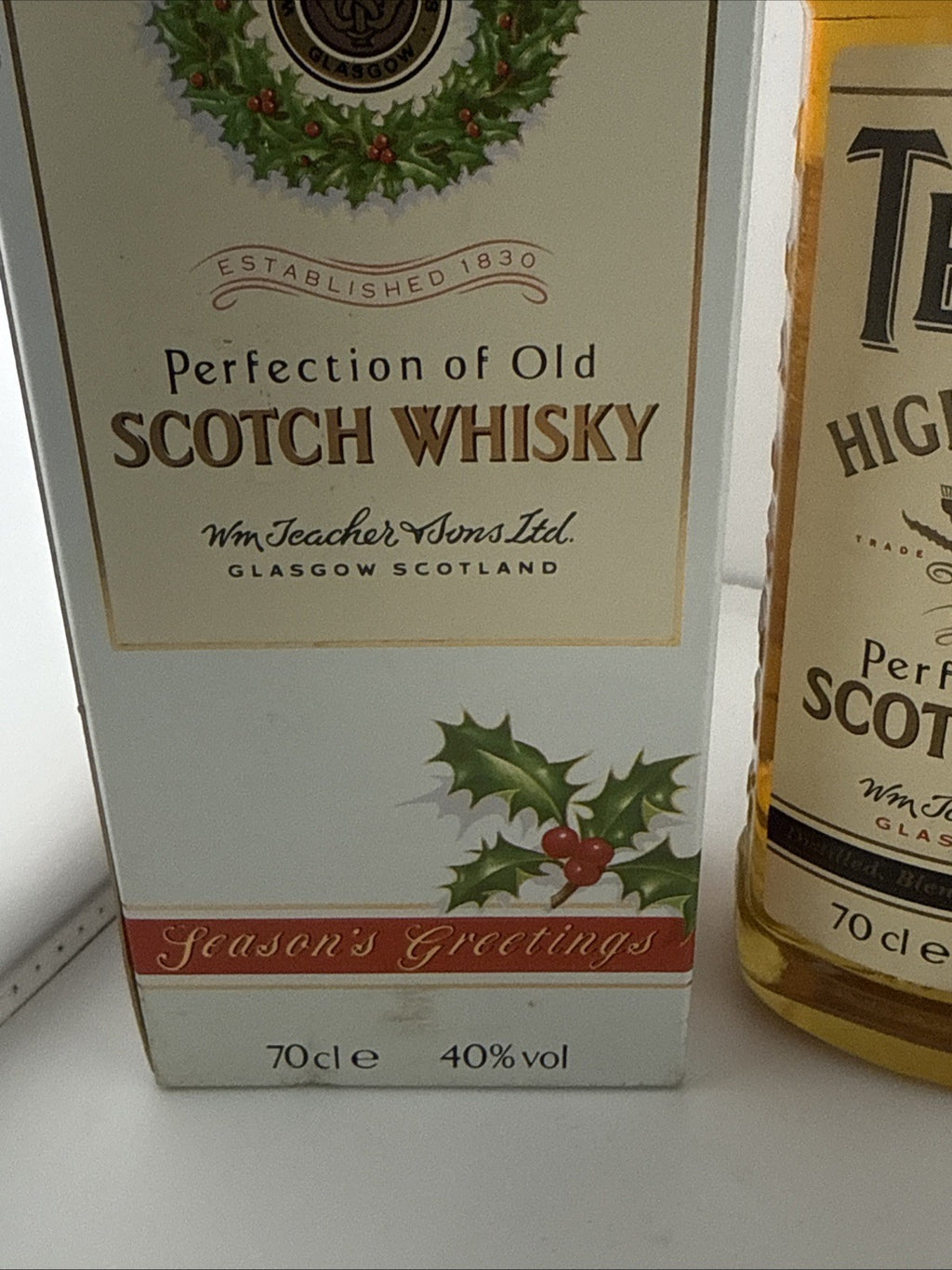 Vintage Teacher’s Highland Cream Scotch Whisky 70cl Season’s Greetings Boxed