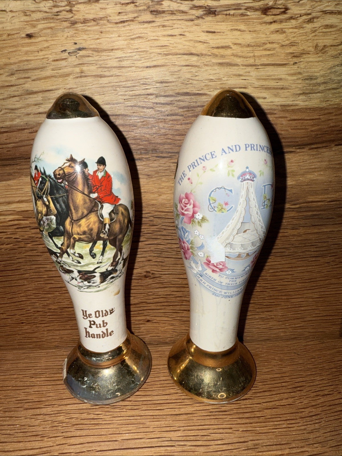 2 Pub Handle Miniatures ( Unfortunately Empty But Sealed)