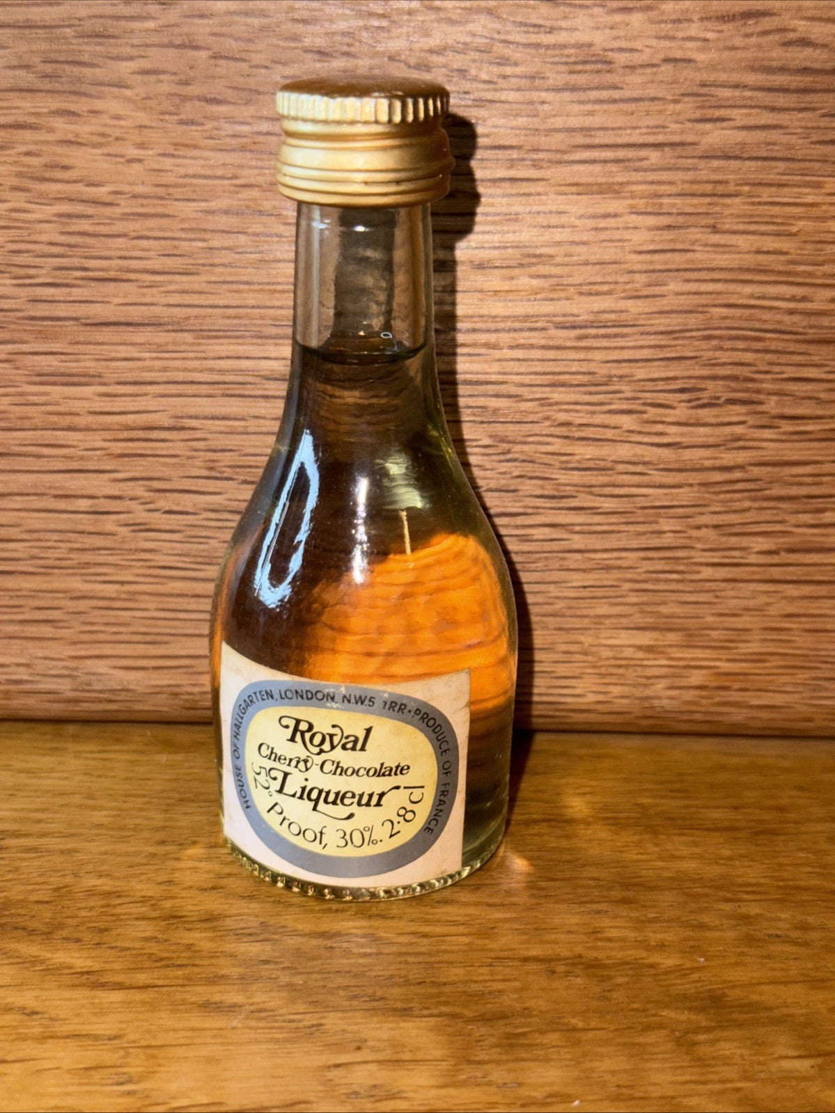 Hallgarten's Royal Cherry-Chocolate Liqueur Miniature