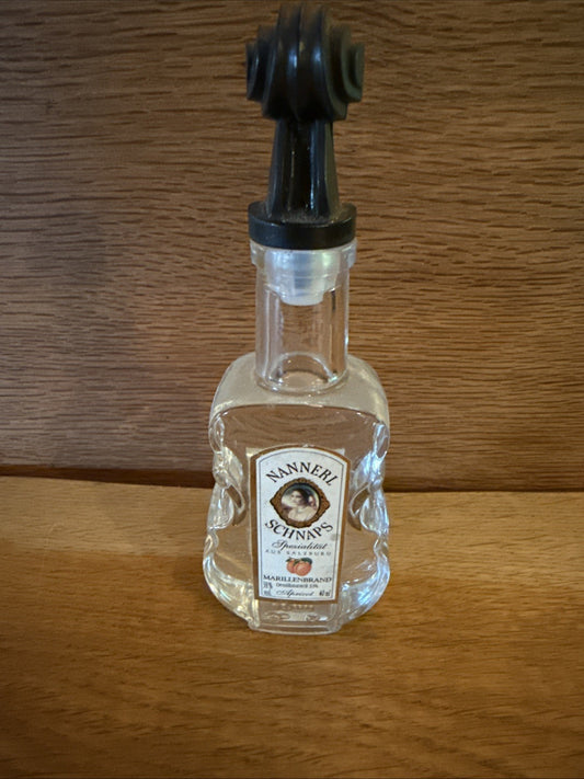 Nannerl Peach Schnapps Miniature Full