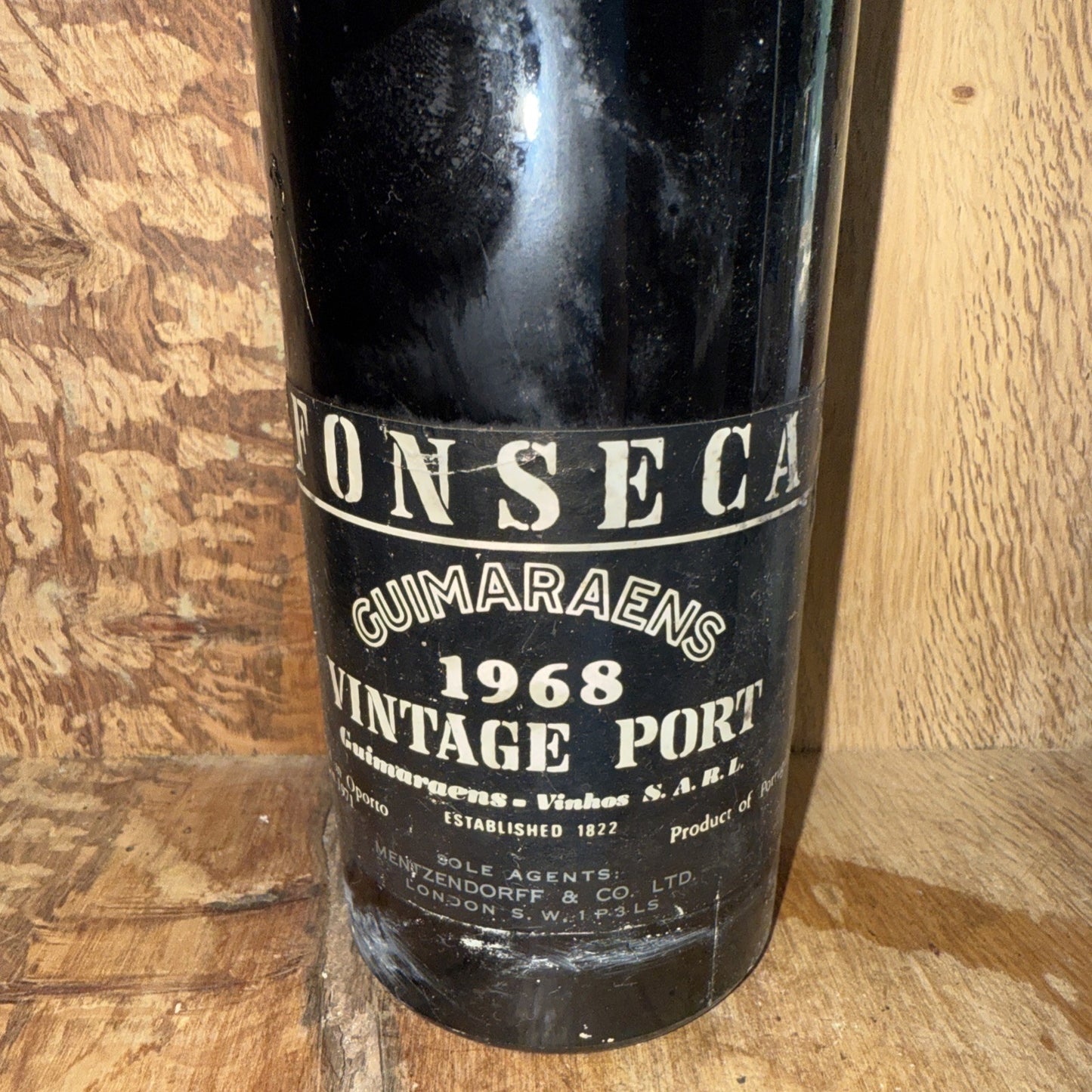 Fonseca 1968 Guimaraens Vintage port good level