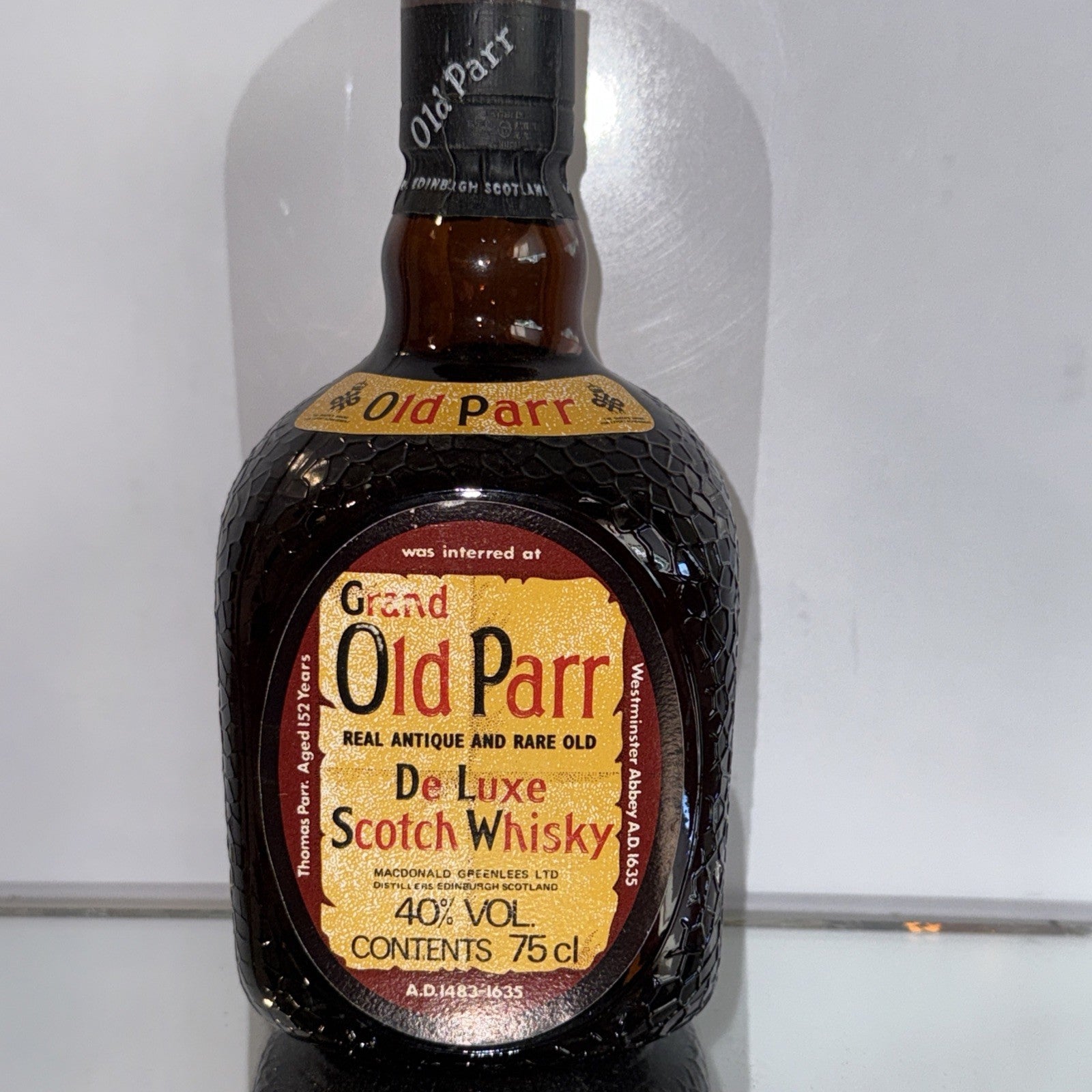 Grand Old Parr Delux whisky  1980s Bottled 700ml