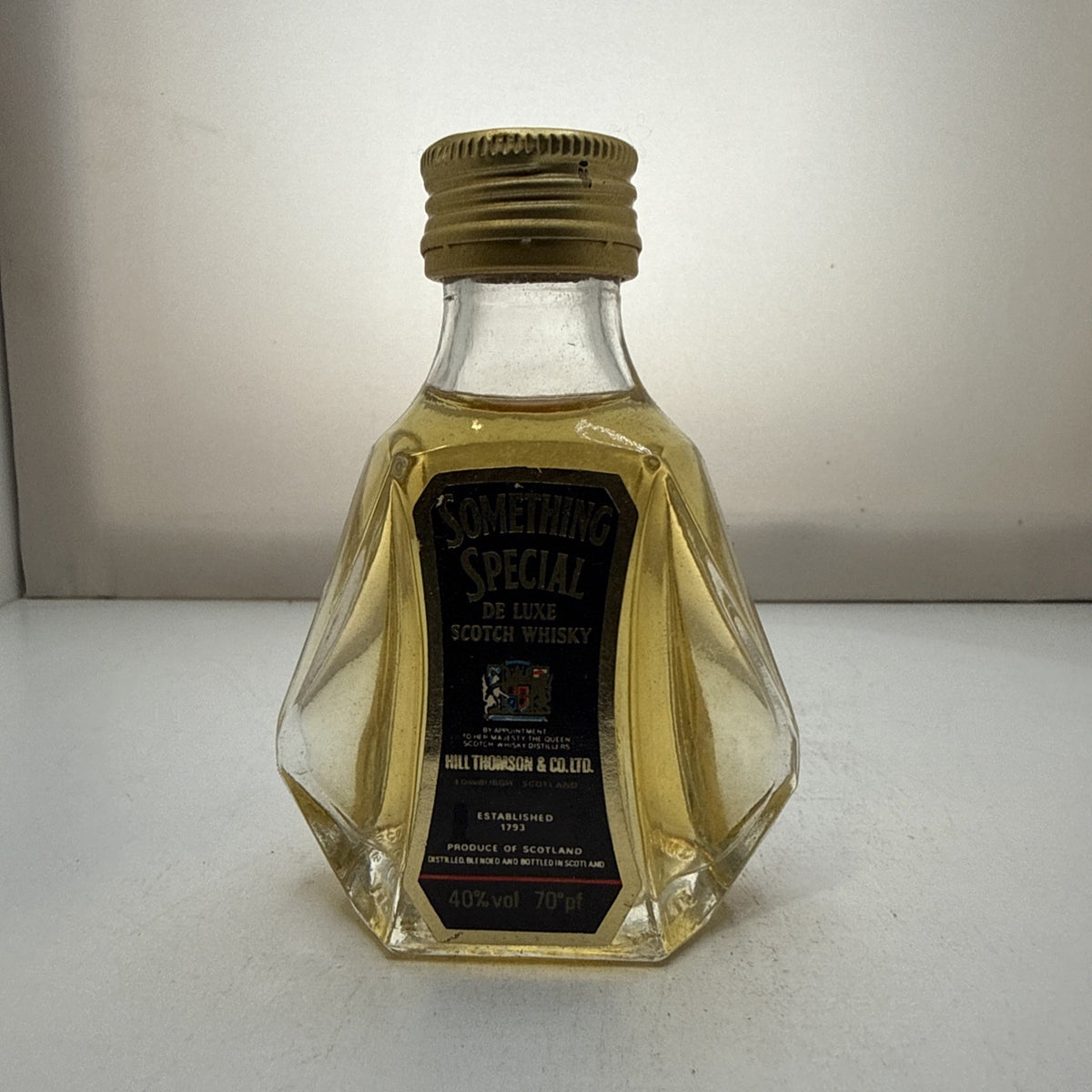 Vintage Something Special De Luxe Scotch Whisky — 5cl Miniature — 70 Proof —