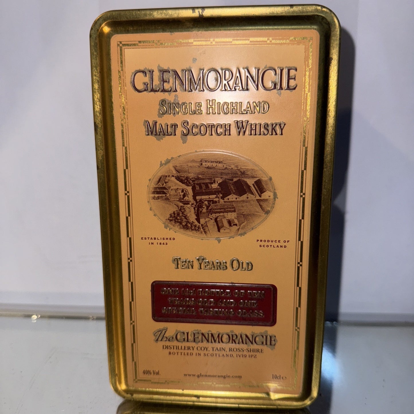 10cl Bottle 10 year old Glenmorangie single Malt With Special Lidded Glass Set