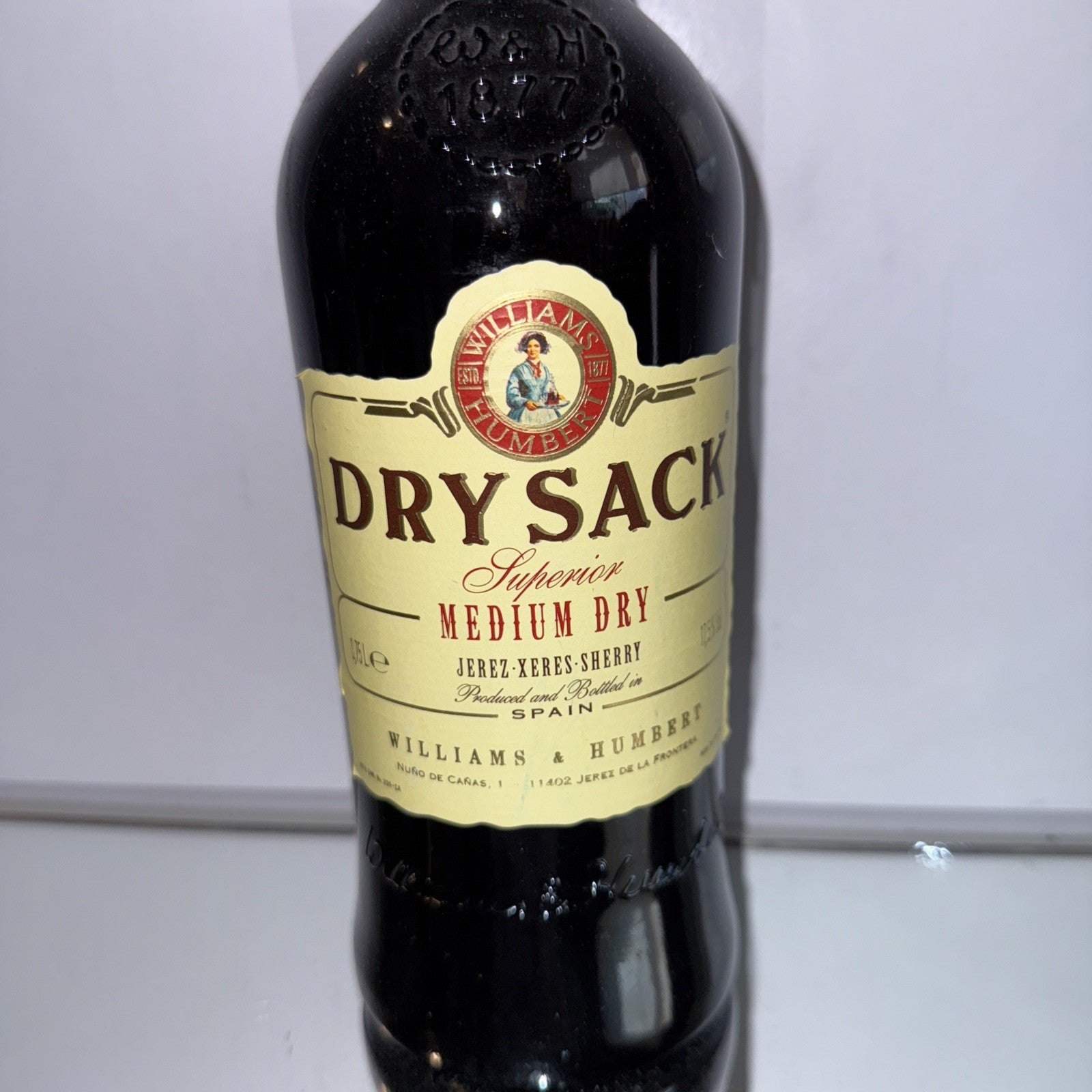 Williams and Humbert Medium dry sherry 75cl