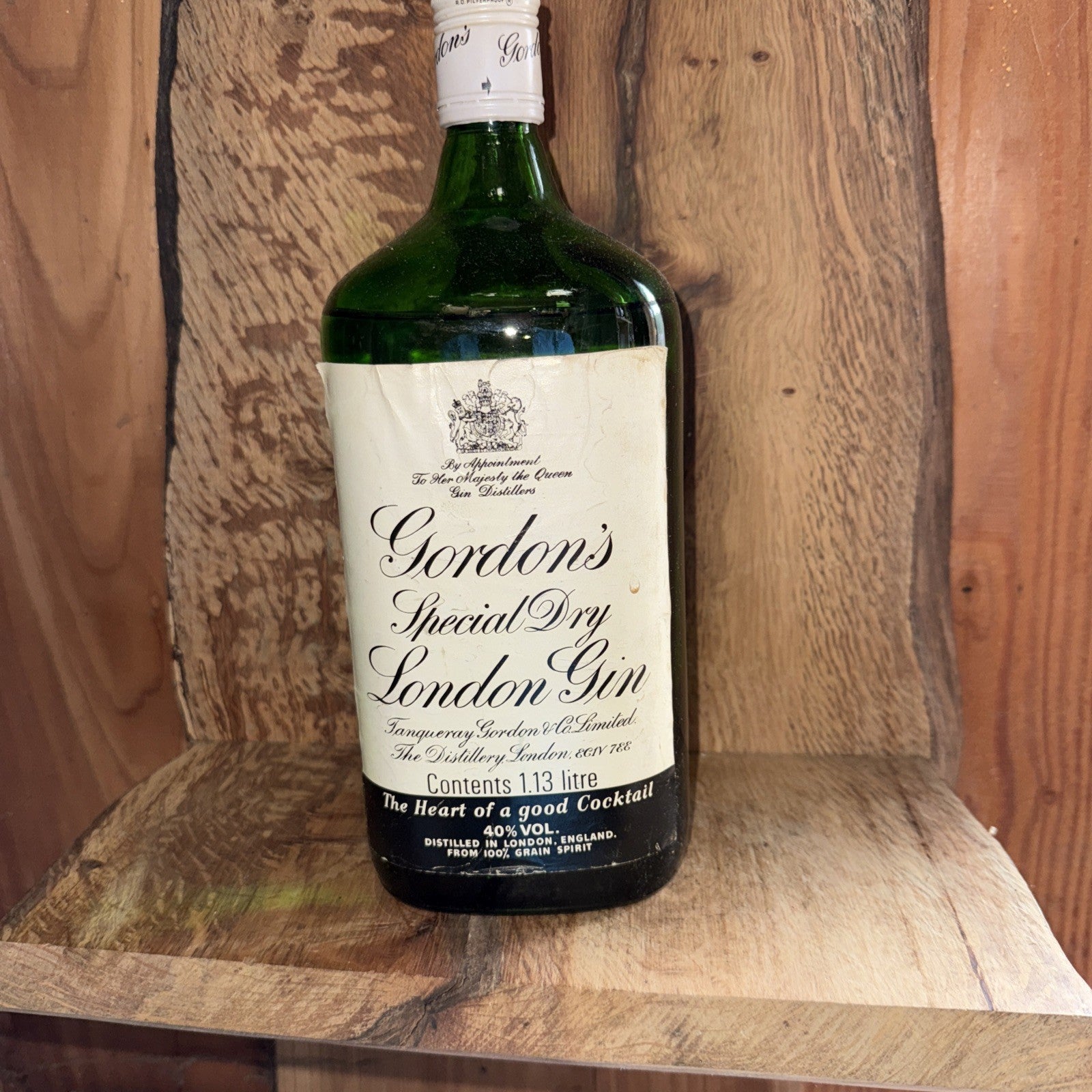 Gordon's Special Dry London Gin 1.13 cl 1980s bottled