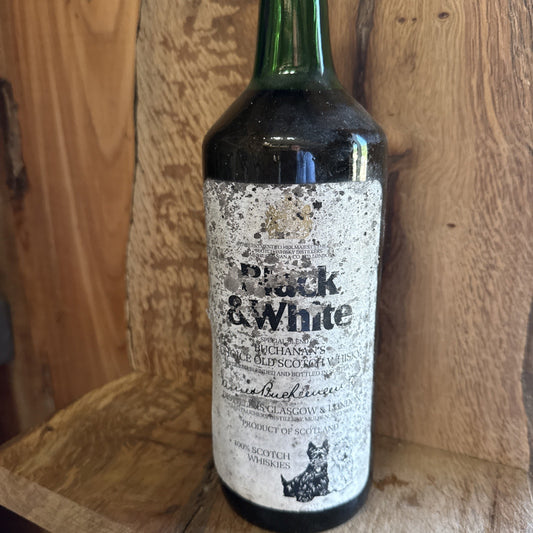 1l Black and White Scotch whisky bottled 1980s(?) vintage matured