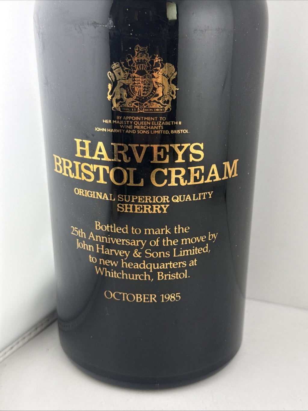 Harveys Bristol Cream Sherry 1985 25th Anniversary Bottle 1.5l Version