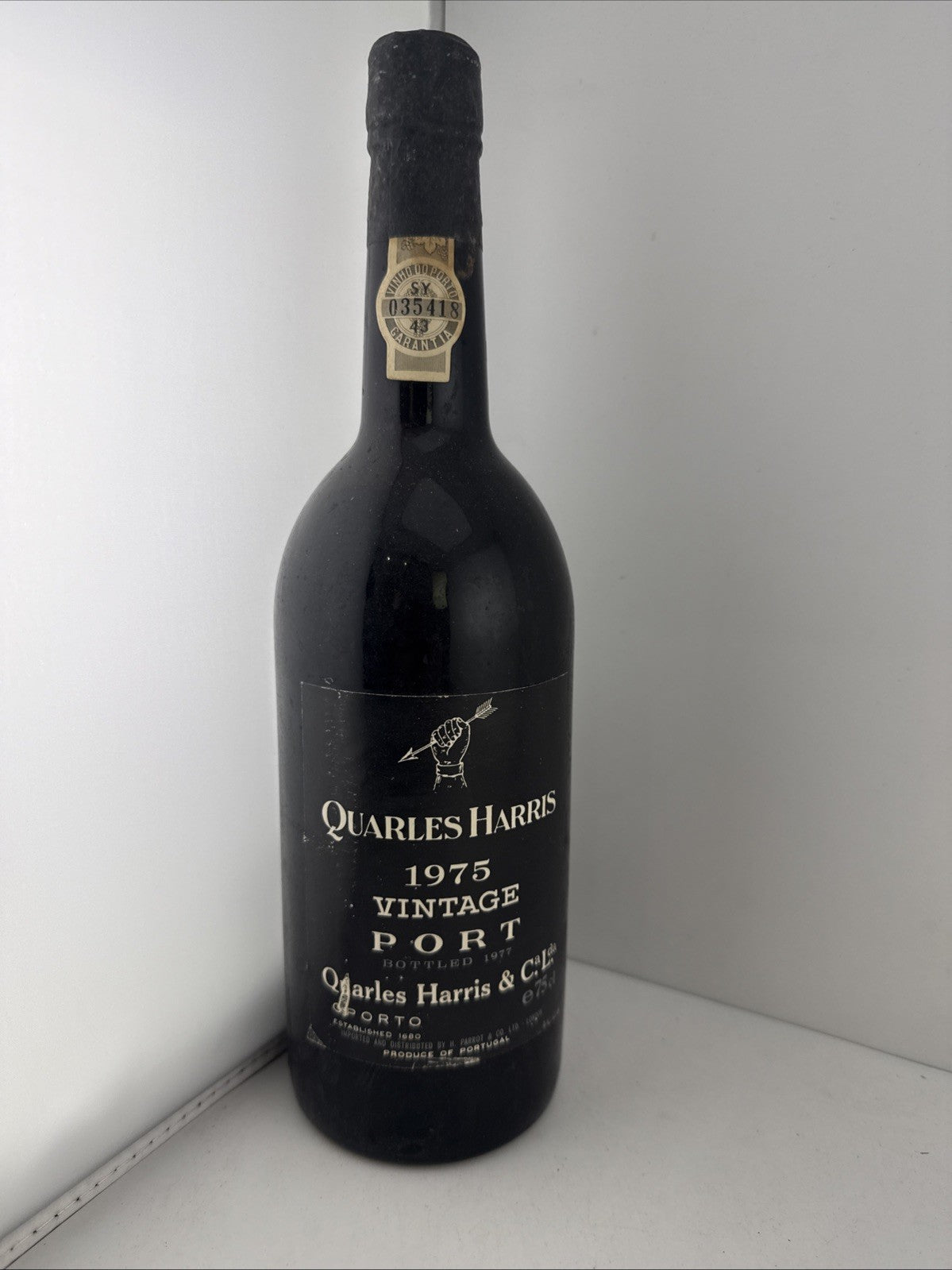 Quarles Harris 1975 Vintage Port 75cl Bottled 1977 Portugal