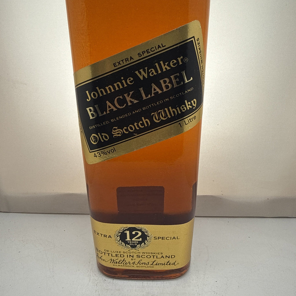 Johnnie Walker Black Label 12yo — 1L — Bahrain Duty Free — 1980s Vintage