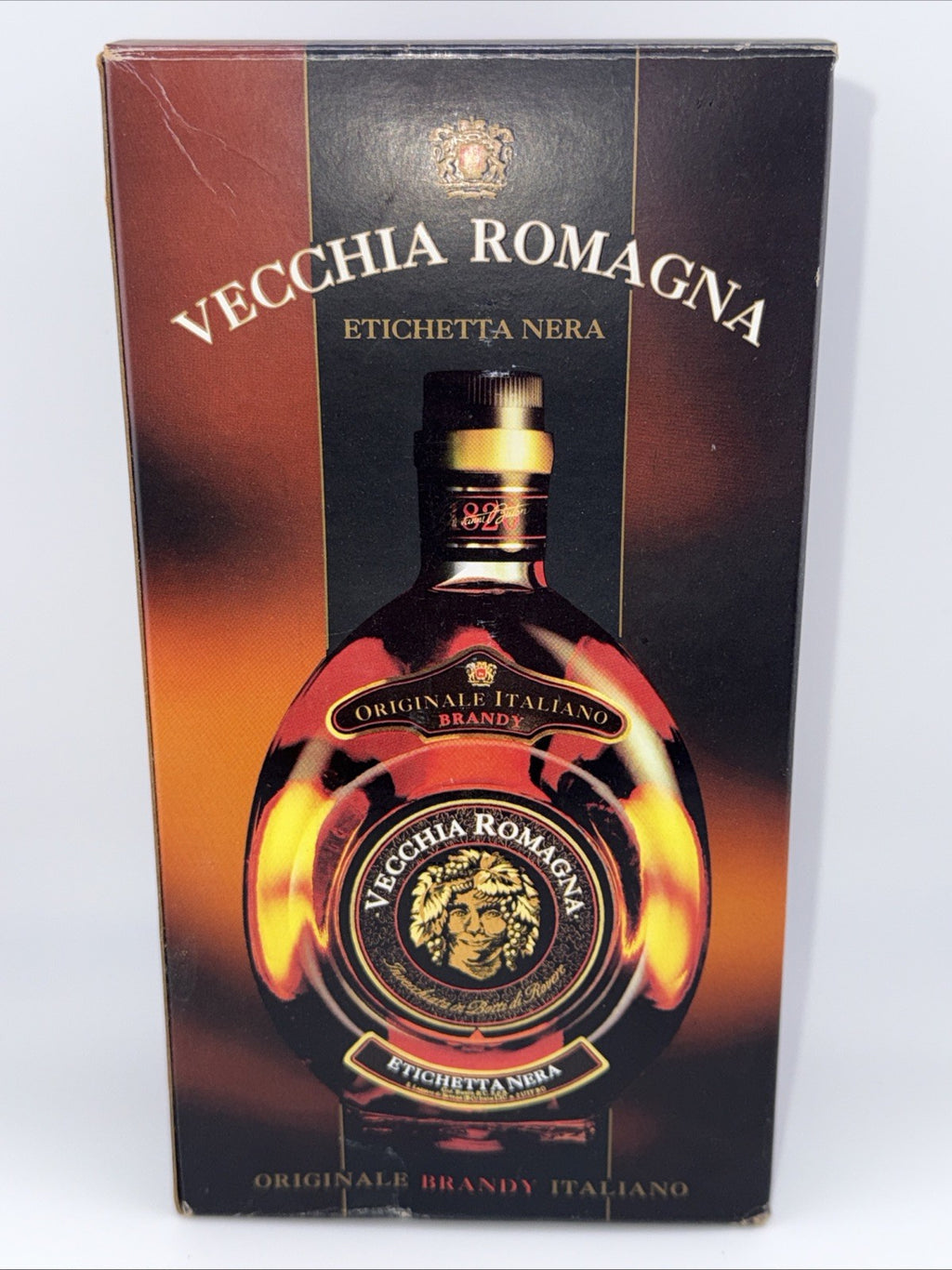 Vecchia Romagna Brandy – Etichetta NeraI 70 cl ABV: 38% vol 1988-93