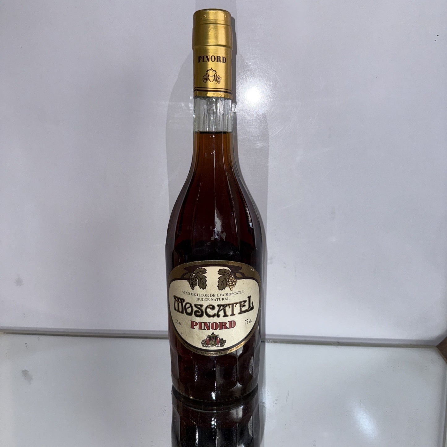 Moscatel Pinord Desert Wine