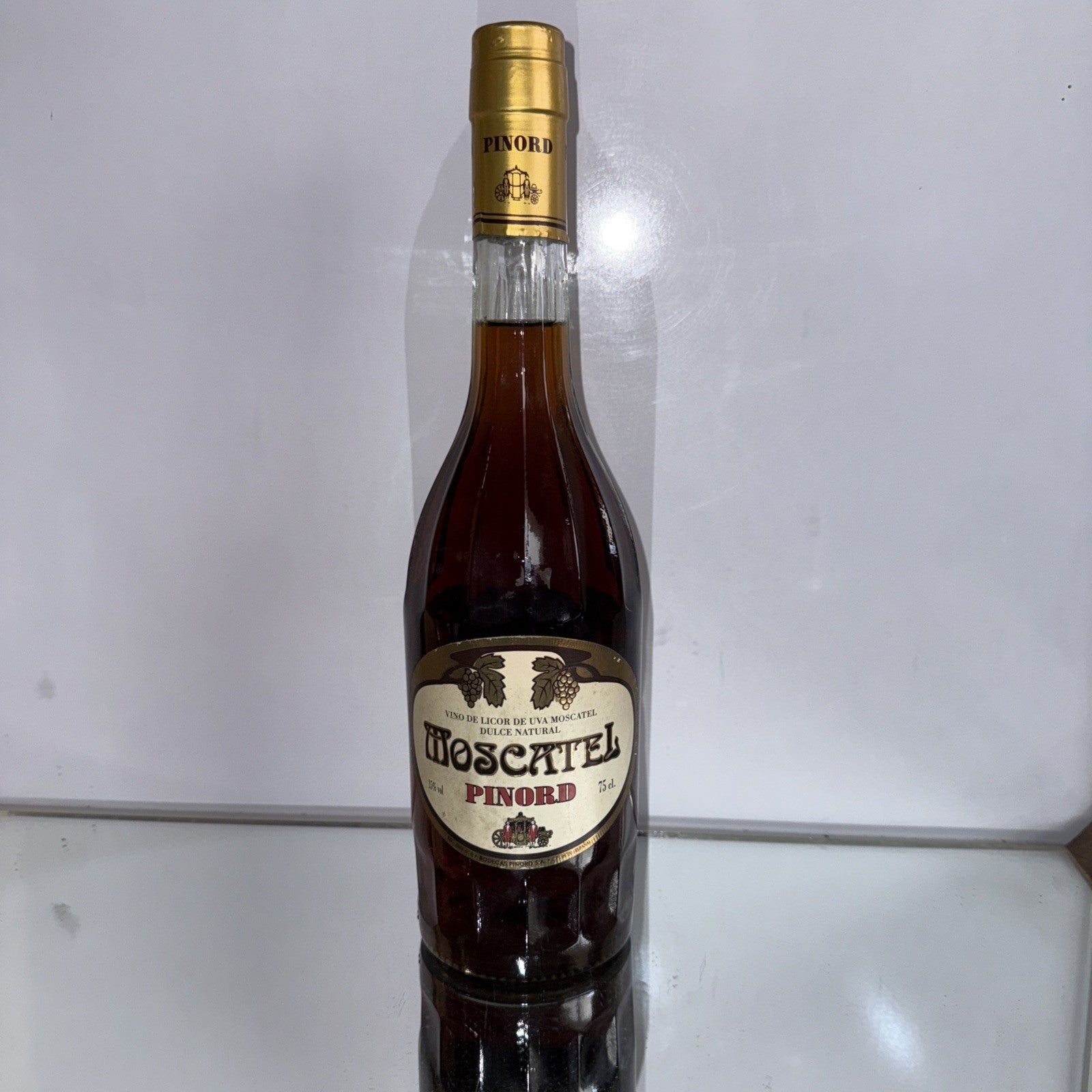 Moscatel Pinord Desert Wine