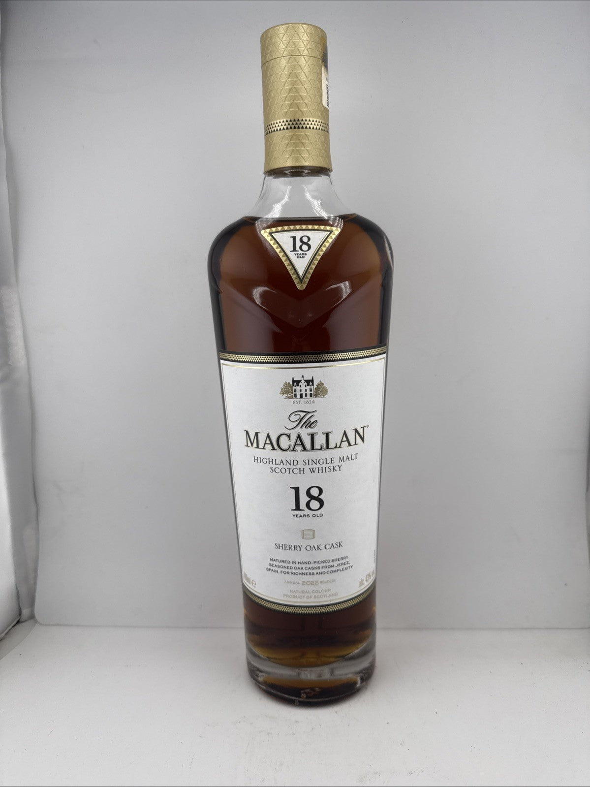 The Macallan 18 Year Old Sherry Oak Cask Single Malt Scotch Whisky 70cl 2022