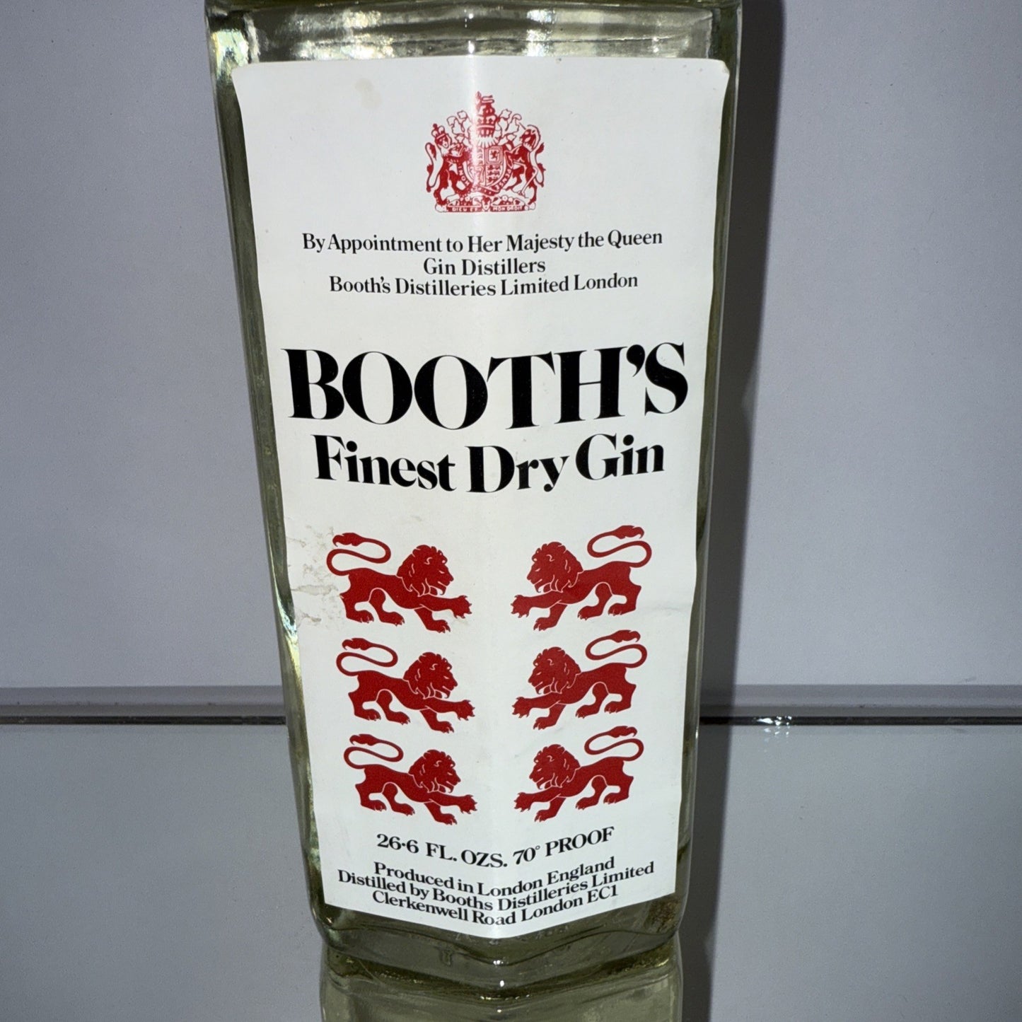 Booths Finest dry Gin (1970's bottling) 26 2/3 Fl Oz 70 % proof