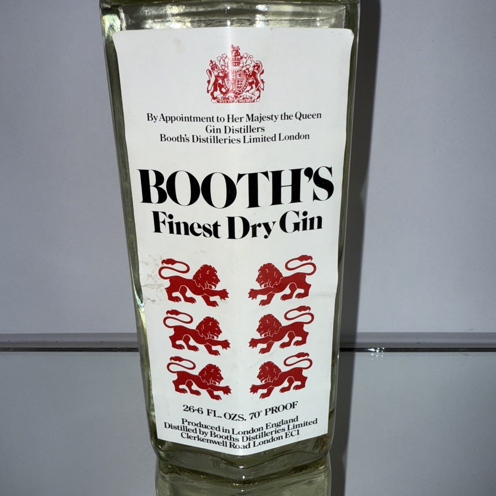 Booths Finest dry Gin (1970's bottling) 26 2/3 Fl Oz 70 % proof