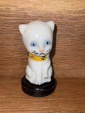 Lech-Mead Cat Miniature Full Of ?