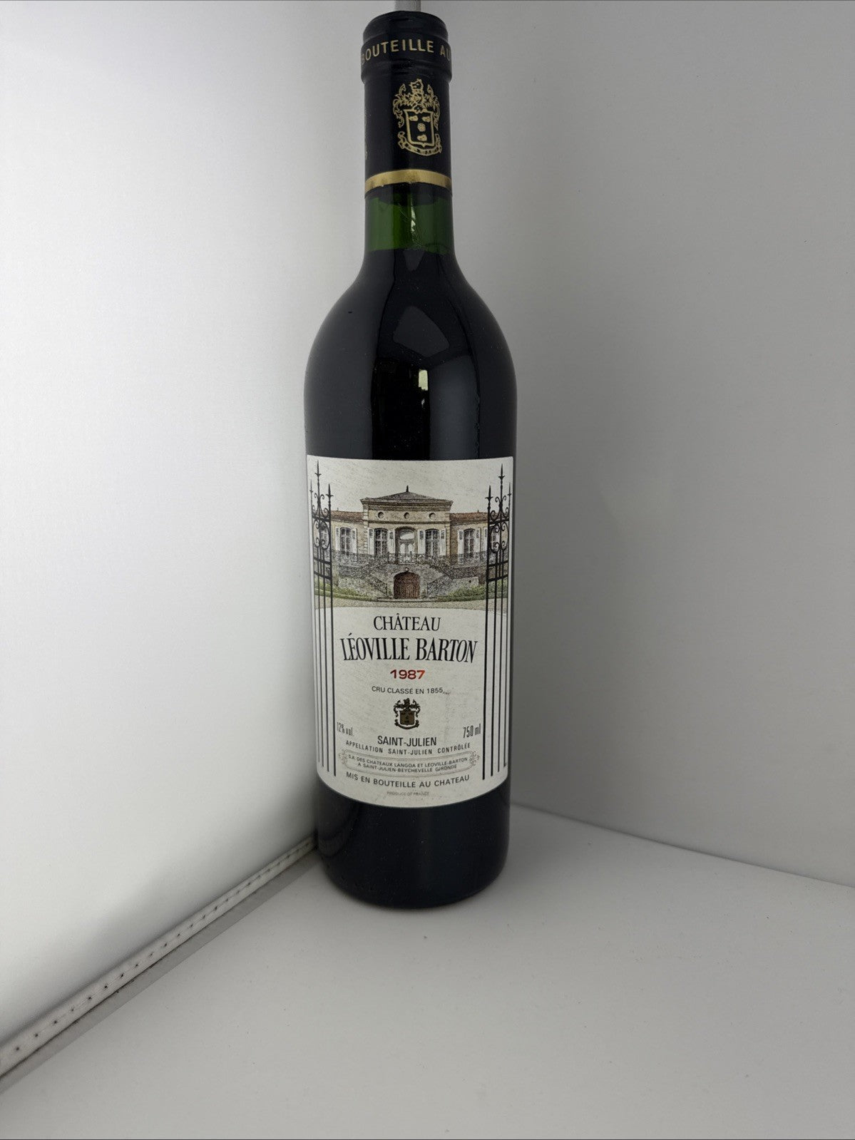 Château Léoville Barton 1987 Saint-Julien 2ème Cru 750ml ( Out Of Wood Case)