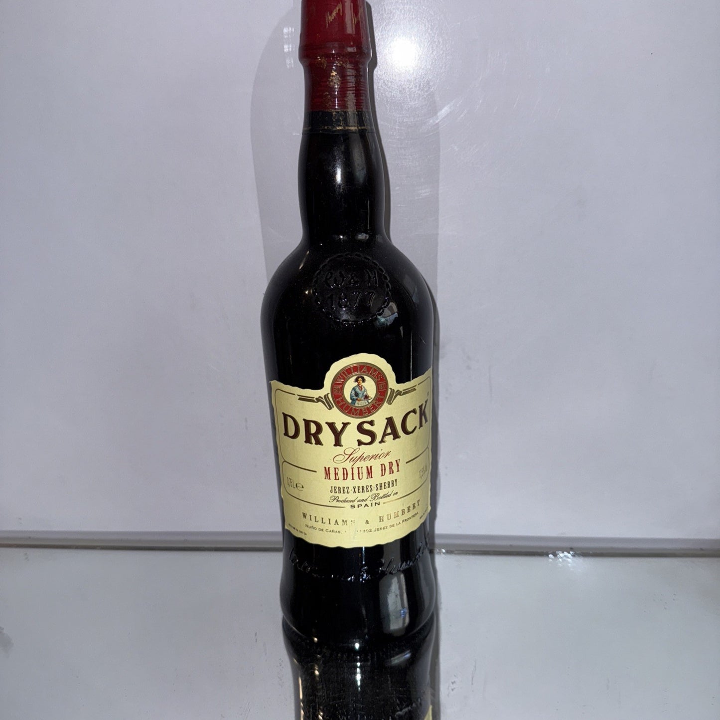 Williams and Humbert Medium dry sherry 75cl