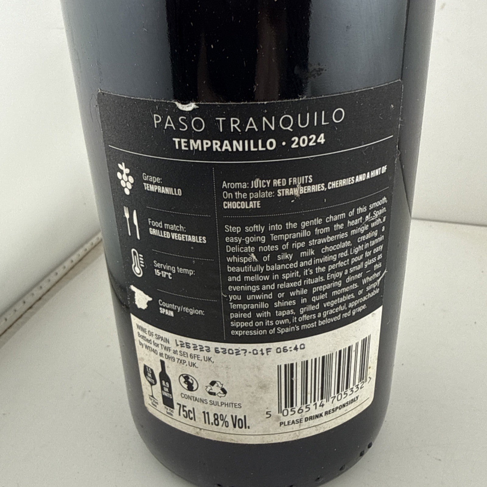 Paso Tranquilo Tempranillo 2024 Spanish Red Wine 75cl 11.8% ABV
