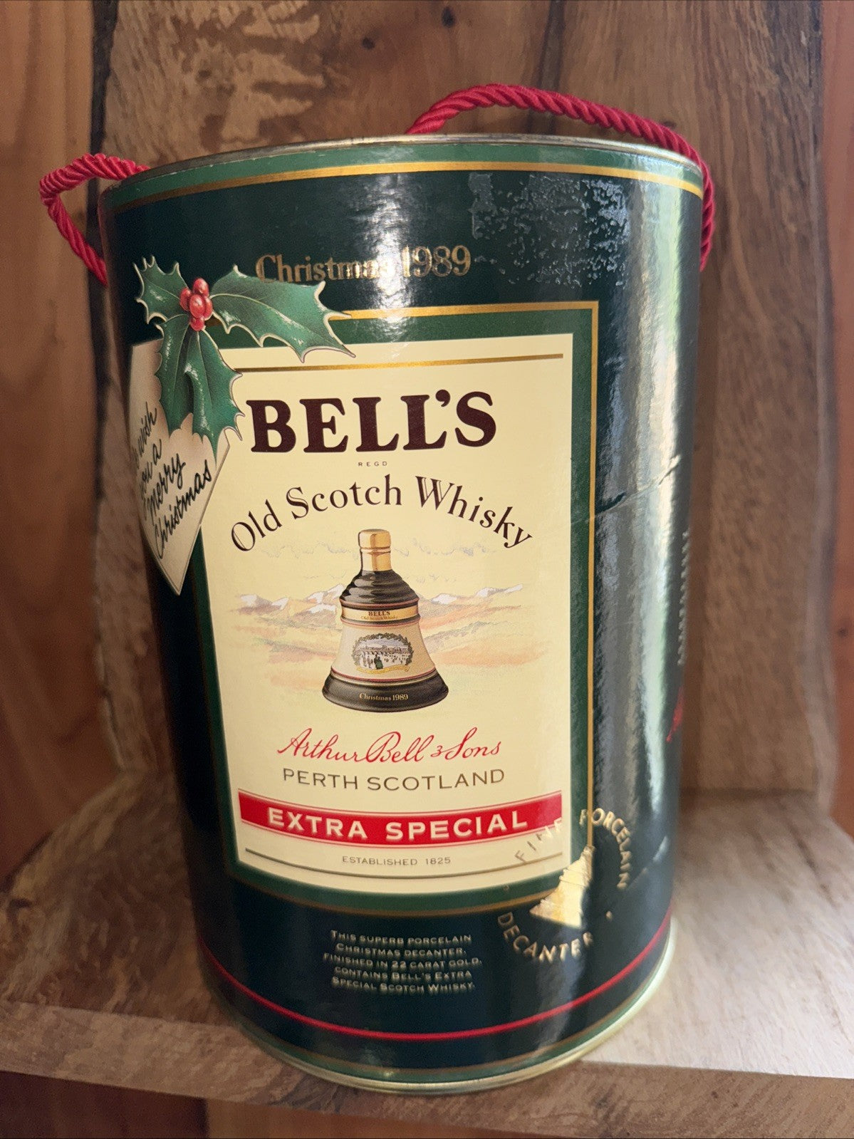 Bells Whisky Decanter Christmas 1989 full boxed mint condition