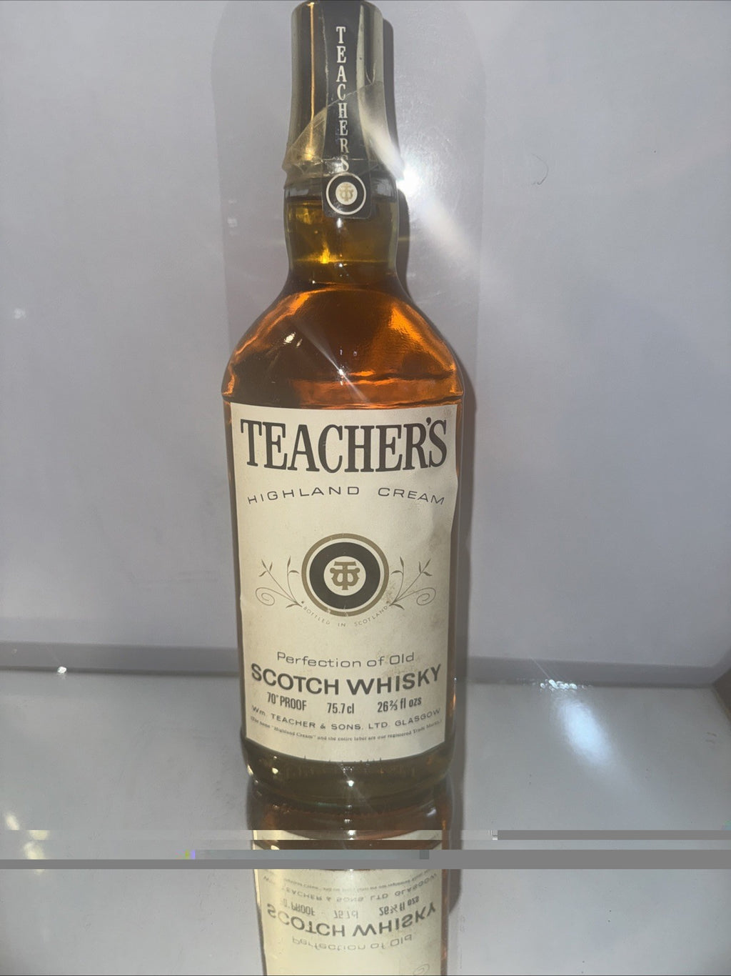 Teachers Highland Creqm Whisky 70proof 26 2/3 Floz Came To Us In Original Box !