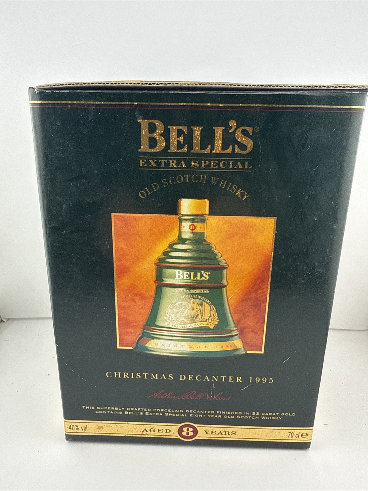 Bell’s Extra Special 1995 Christmas Bell Decanter 8 Year Old 70cl Full