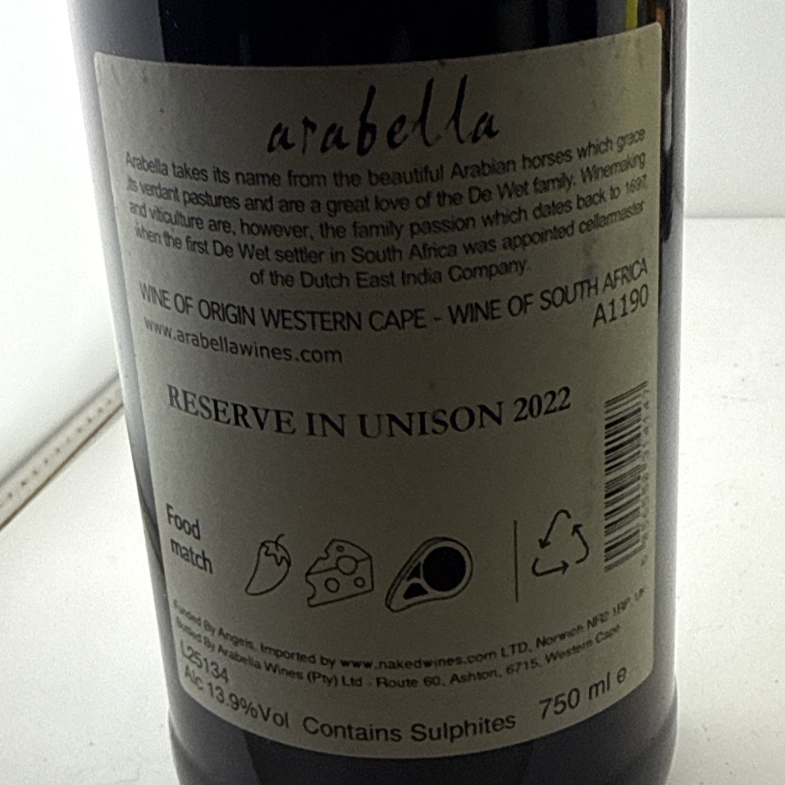 Arabella Reserve in Unison 2022 South African Red Wine