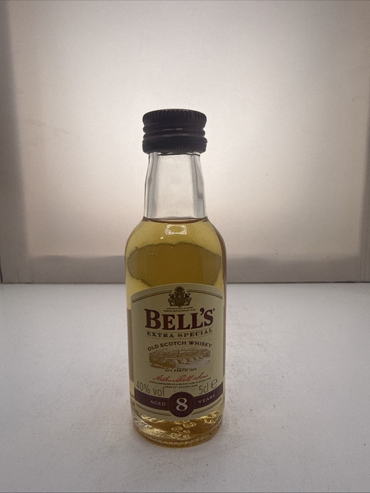 Bell's 8yo Extra Special — 5cl Blended Scotch — 40% Vol — Perth Scotland