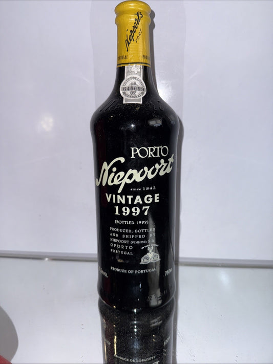 Niepoort 1997 vintage port rare old mature special